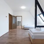 - 2 Schlafzimmer Monteurwohnung - Vollausgestattete Kueche - Wifi *