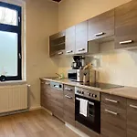 - 2 Schlafzimmer Monteurwohnung - Vollausgestattete Kueche - Wifi Duisburg