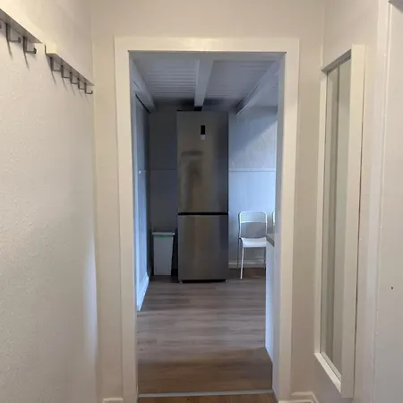 דירה - 2 Schlafzimmer Monteurwohnung - Vollausgestattete Kueche - Wifi דיסבורג