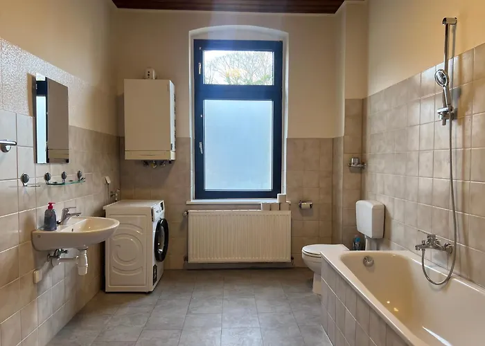 - 2 Schlafzimmer Monteurwohnung - Vollausgestattete Kueche - Wifi Lejlighed *