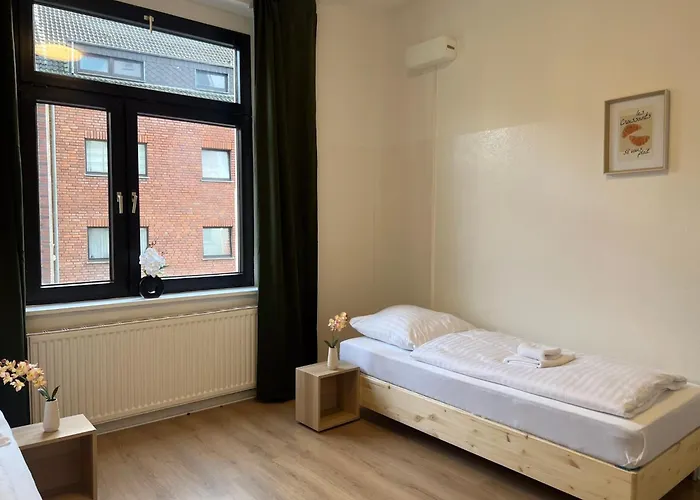 - 2 Schlafzimmer Monteurwohnung - Vollausgestattete Kueche - Wifi Lejlighed *